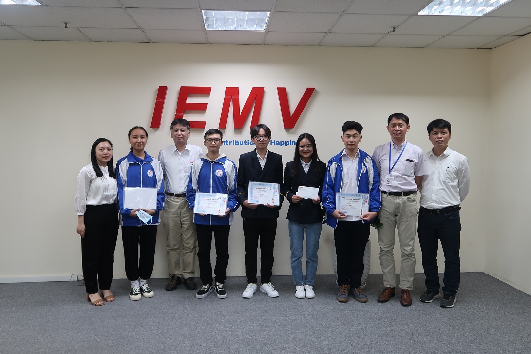 SCHOLARSHIP STUDENT’s VISIT IN 2021 AT IEMV OFFICE